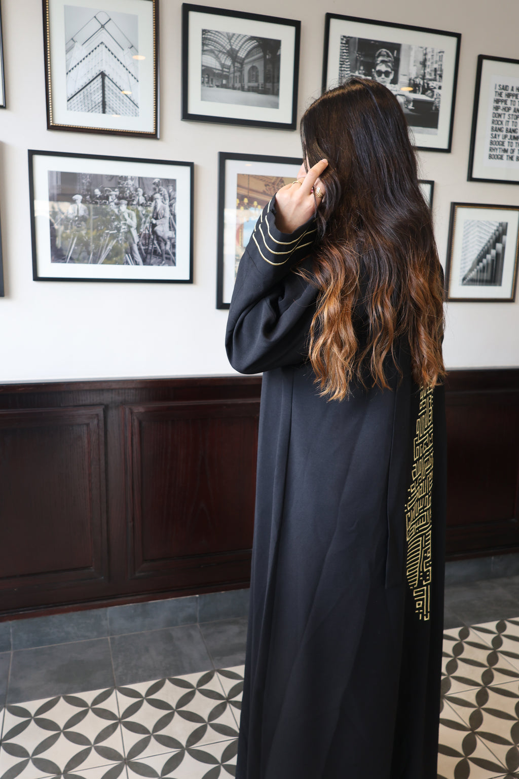 Pali Black Abaya